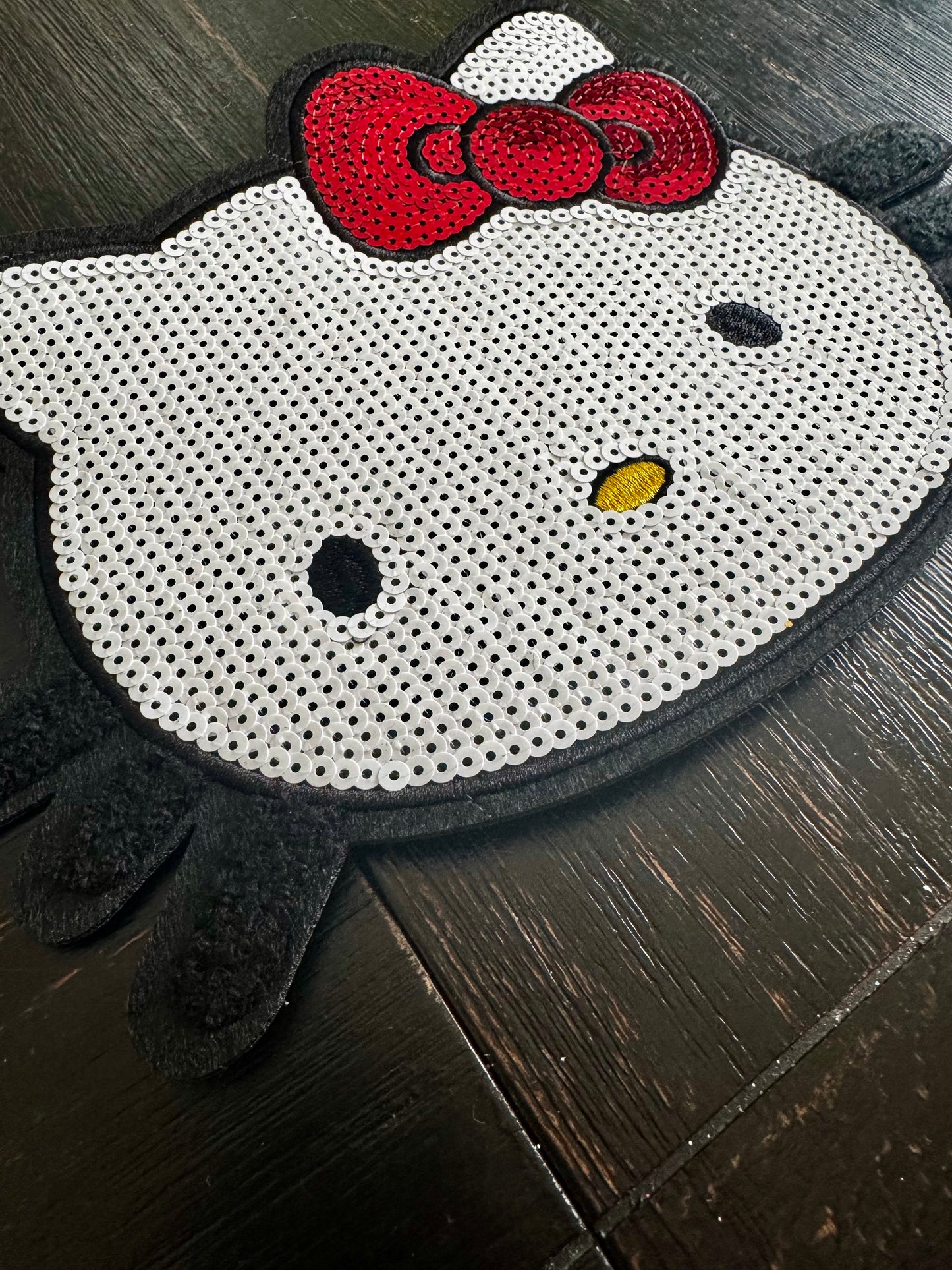 Kitty with red bow sequin patch